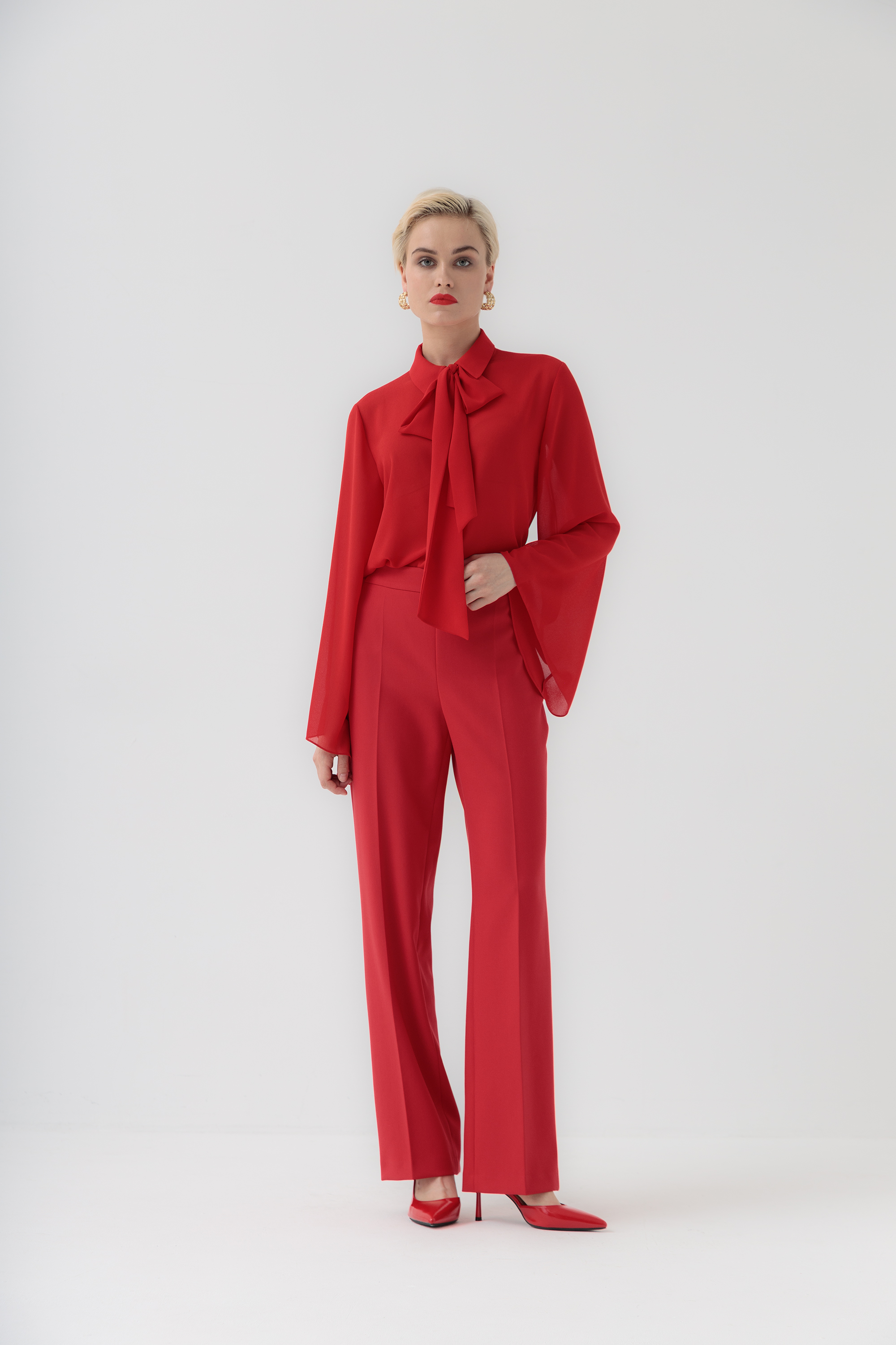 Прямые брюки Кьянни Прямые брюки Кьянни